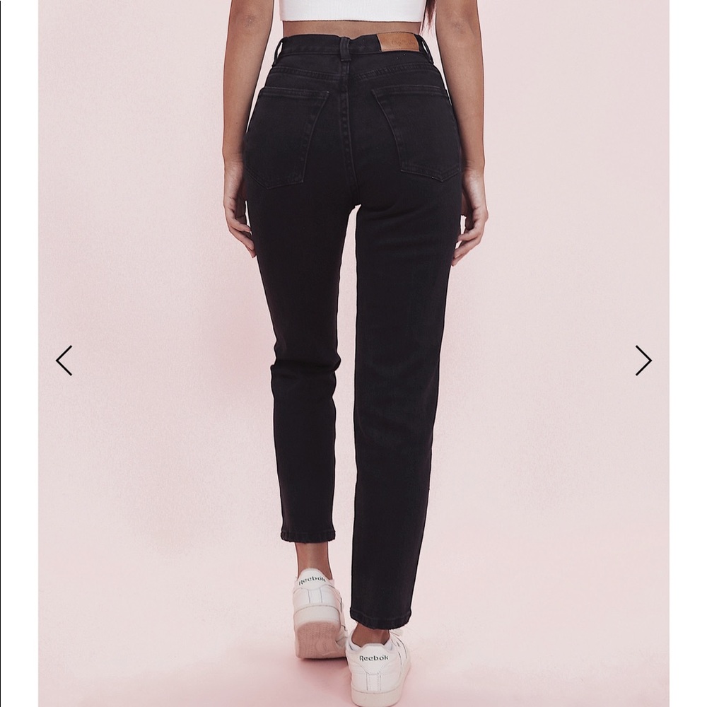 Fitted mom jeans